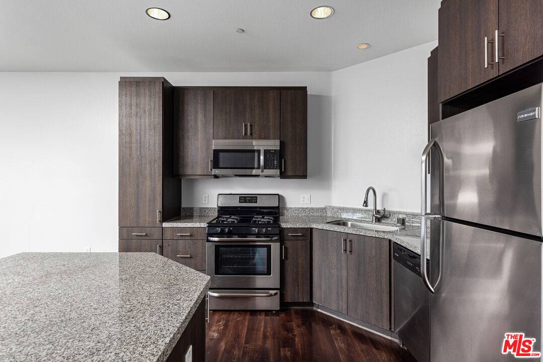 Los Angeles, CA 90007,1408 W WASHINGTON BLVD #308