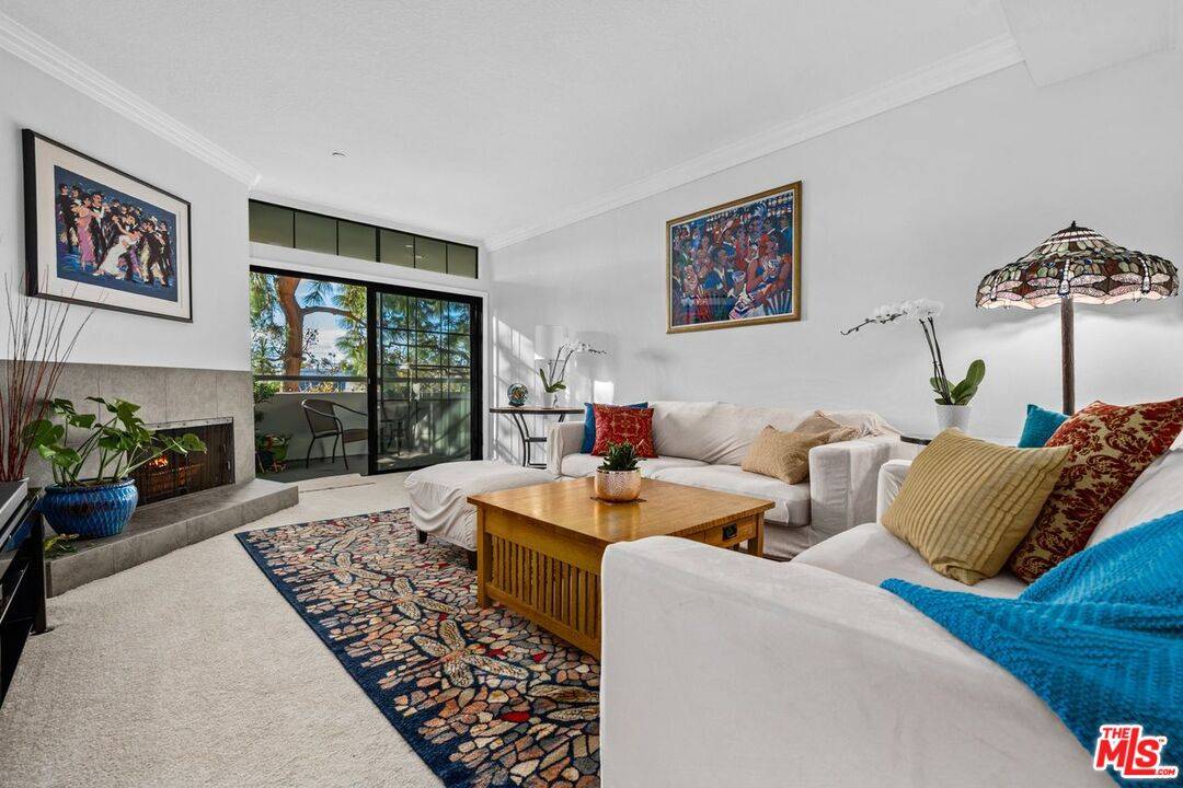 Beverly Hills, CA 90211,200 N Swall Dr #551