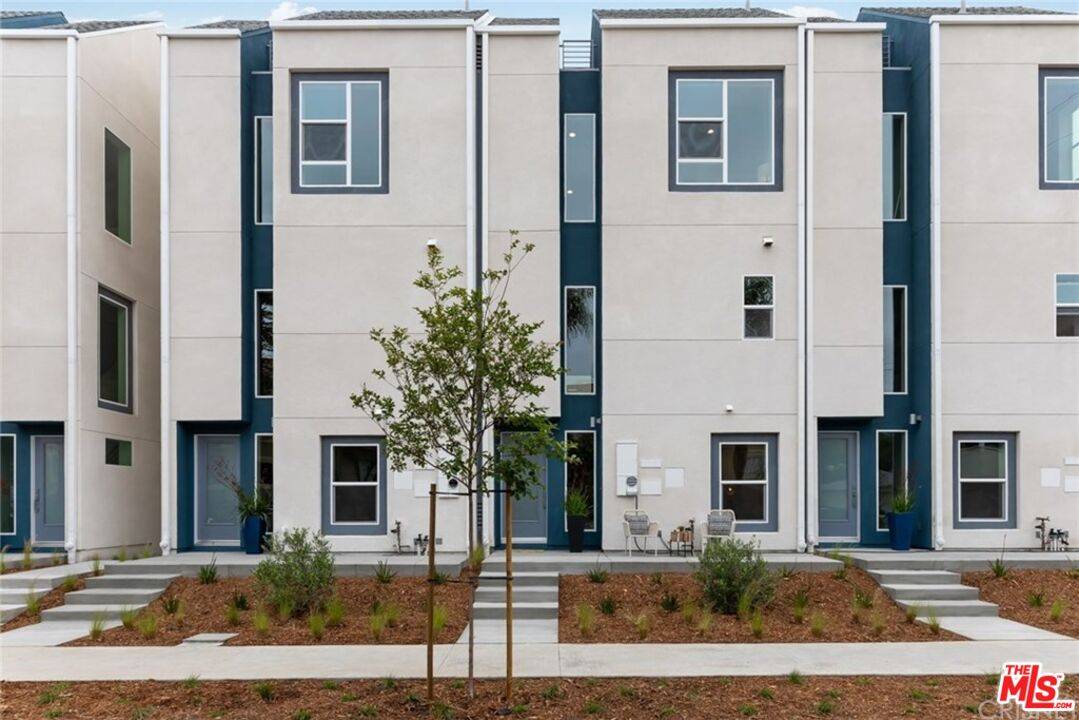 North Hollywood, CA 91601,4821 Craner Ave