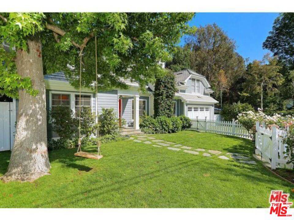 Los Angeles, CA 90049,334 Oceano Dr