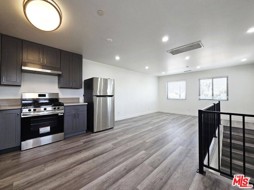 Los Angeles, CA 90037,4112 S Normandie Ave