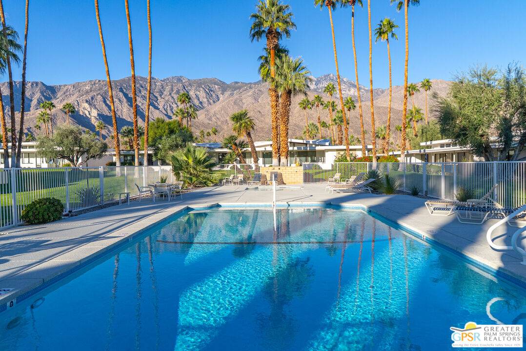 Palm Springs, CA 92264,2324 Camino Vida