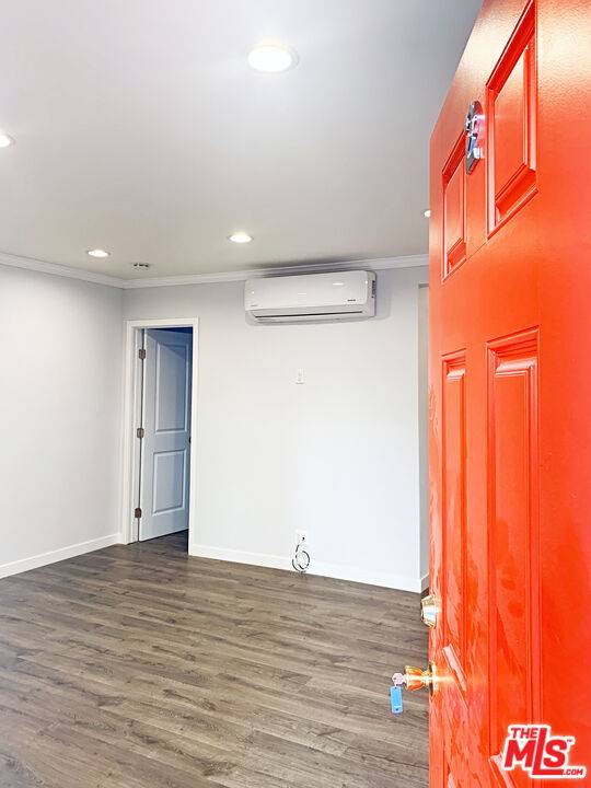 Glendale, CA 91207,908 N LOUISE ST #2