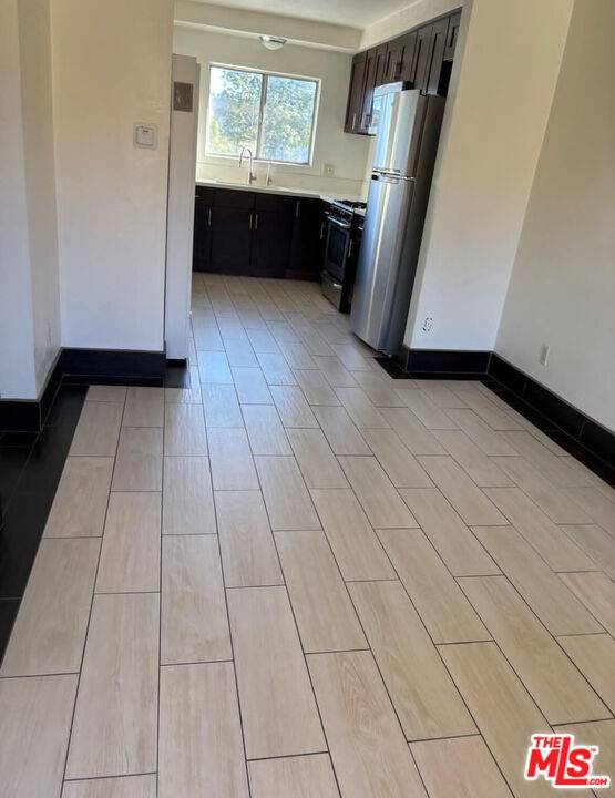 Los Angeles, CA 90042,366 N Avenue 51 #8