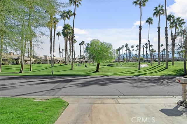 Palm Desert, CA 92211,76702 Daffodil DR