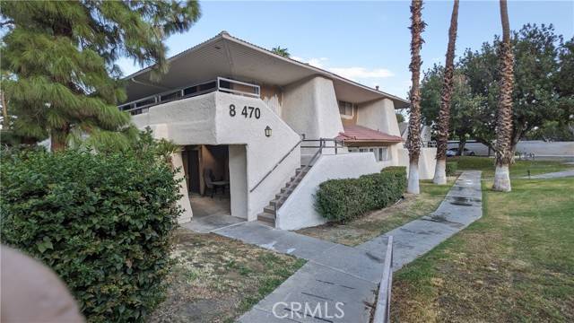 Palm Springs, CA 92262,470 N Villa CT #205