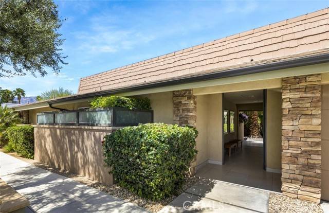 Palm Springs, CA 92264,555 S Thornhill RD #5