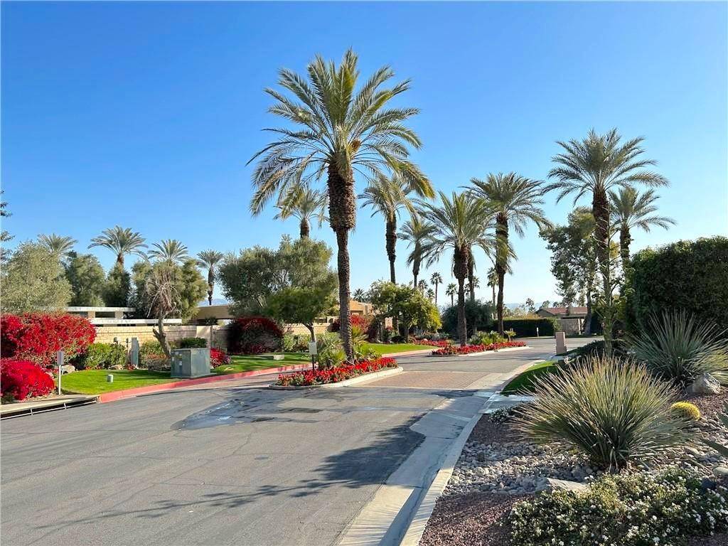 Indian Wells, CA 92210,76956 Comanche LN