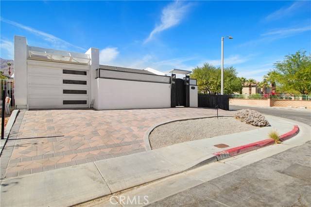 Palm Springs, CA 92262,3291 N Sandspring DR