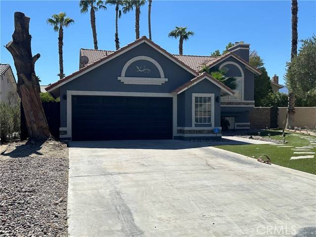 Cathedral City, CA 92234,68867 Lozano CT