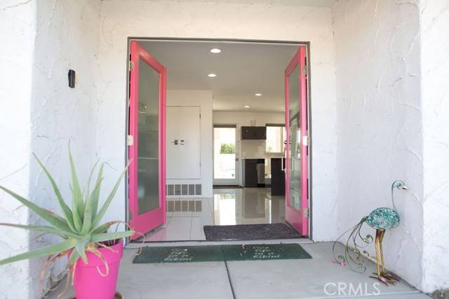 Palm Springs, CA 92262,303 E San Rafael DR