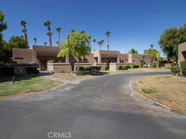 Cathedral City, CA 92234,28887 Isleta CT