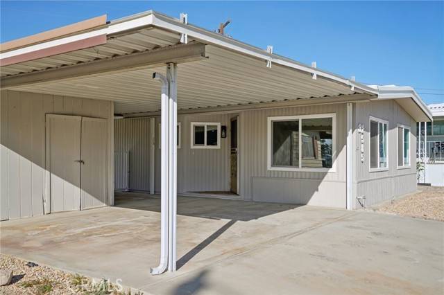 Thousand Palms, CA 92276,32585 Saint Andrews DR