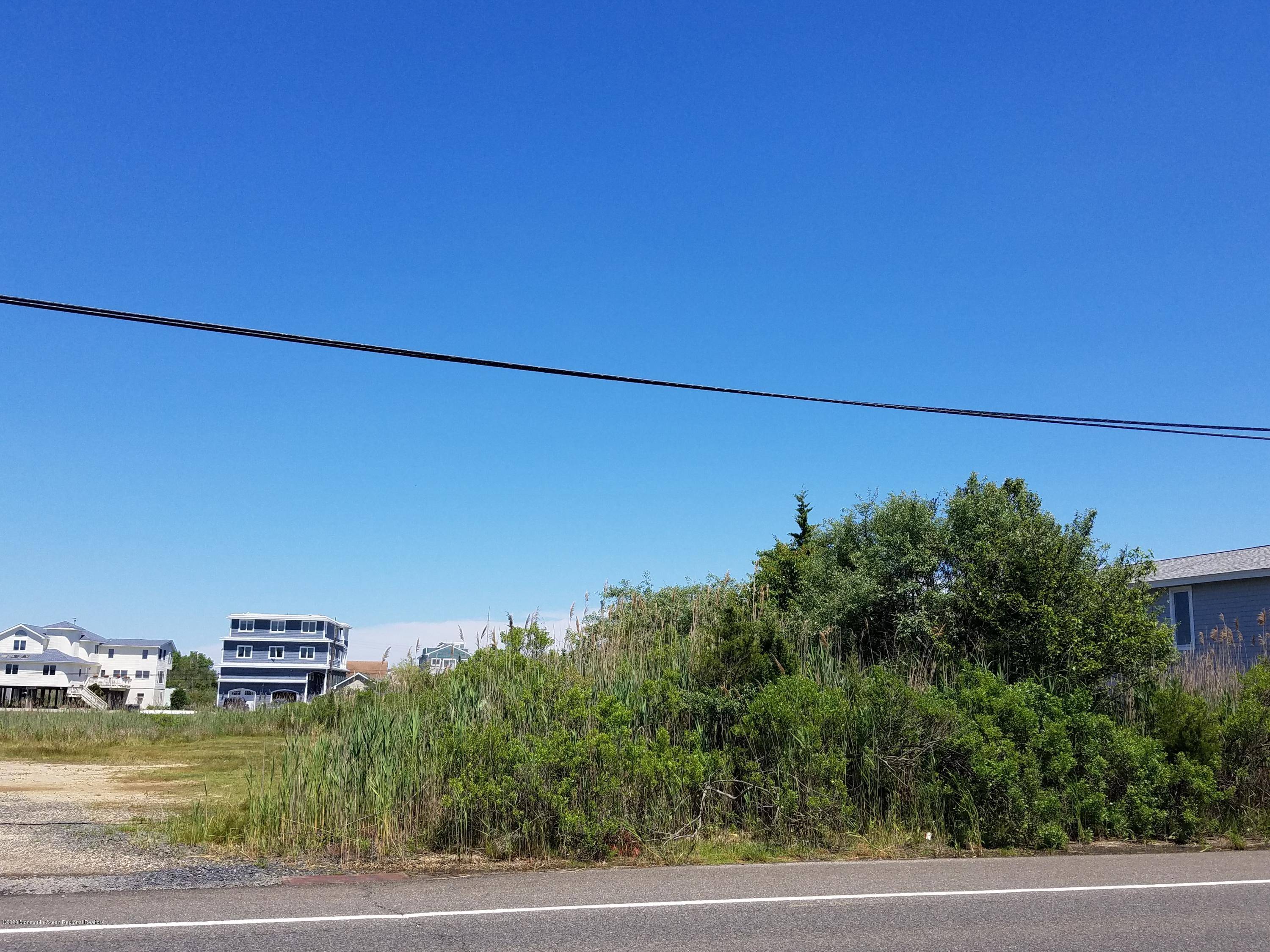 Manahawkin, NJ 08050,1288 E Bay AVE