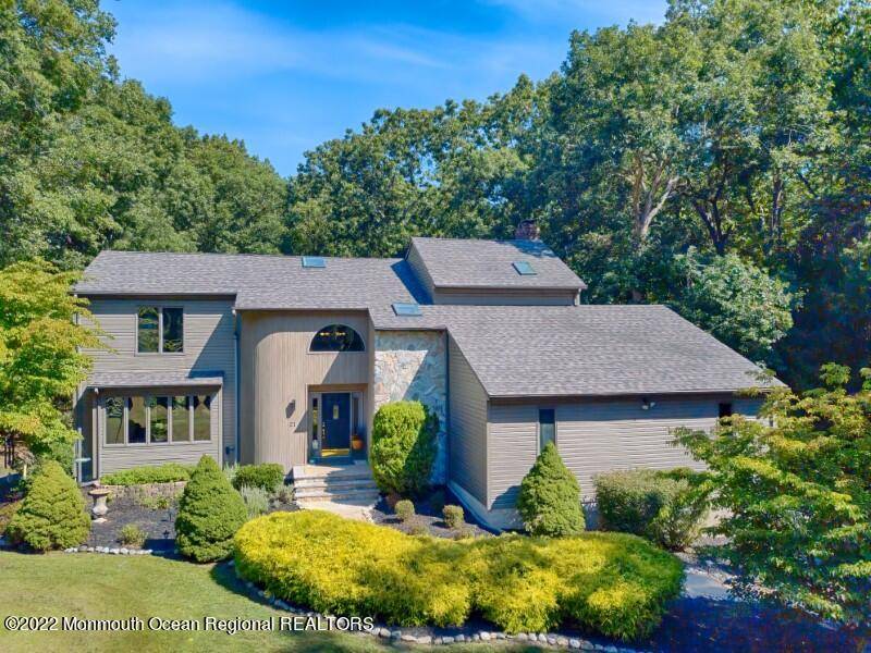 Howell, NJ 07731,21 Maxim RD