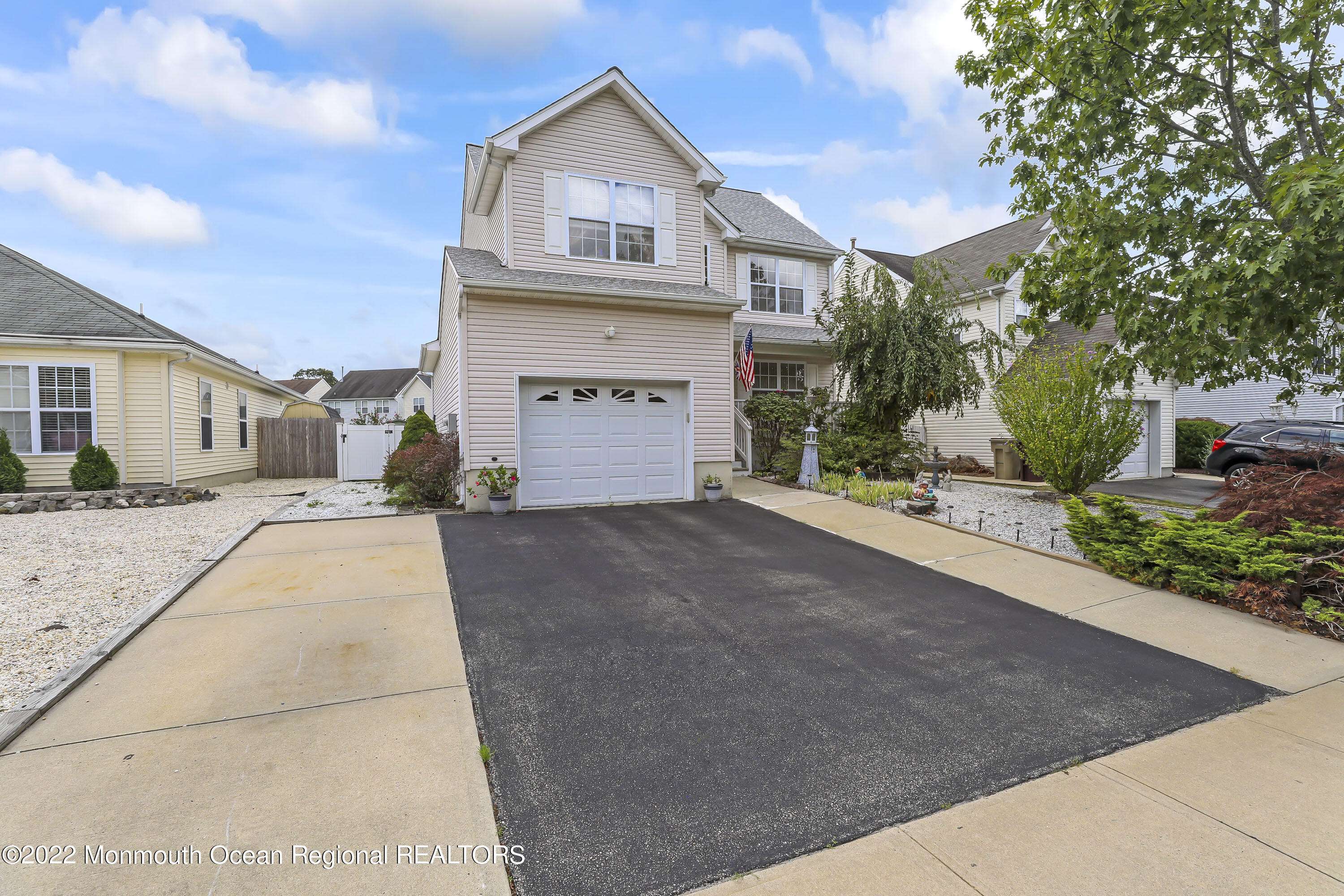 Bayville, NJ 08721,18 Lena CT