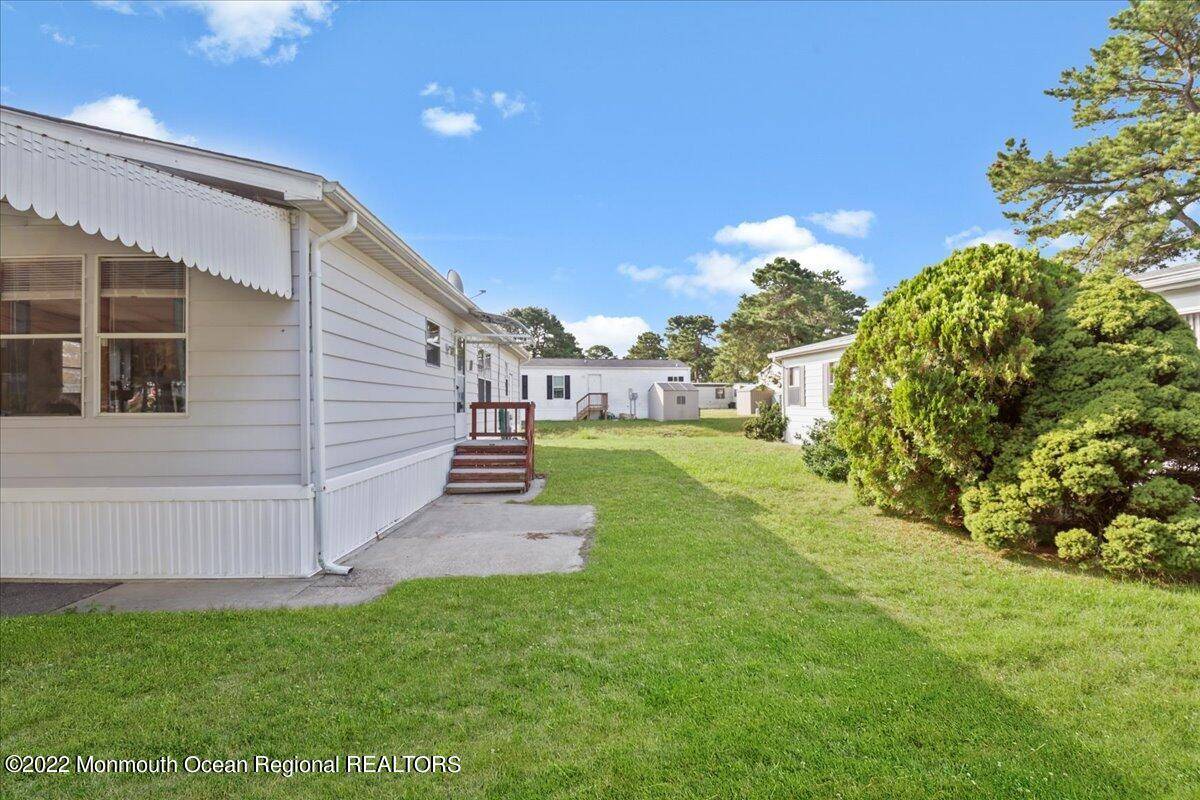 Manchester, NJ 08759,10 Meadowlark LN