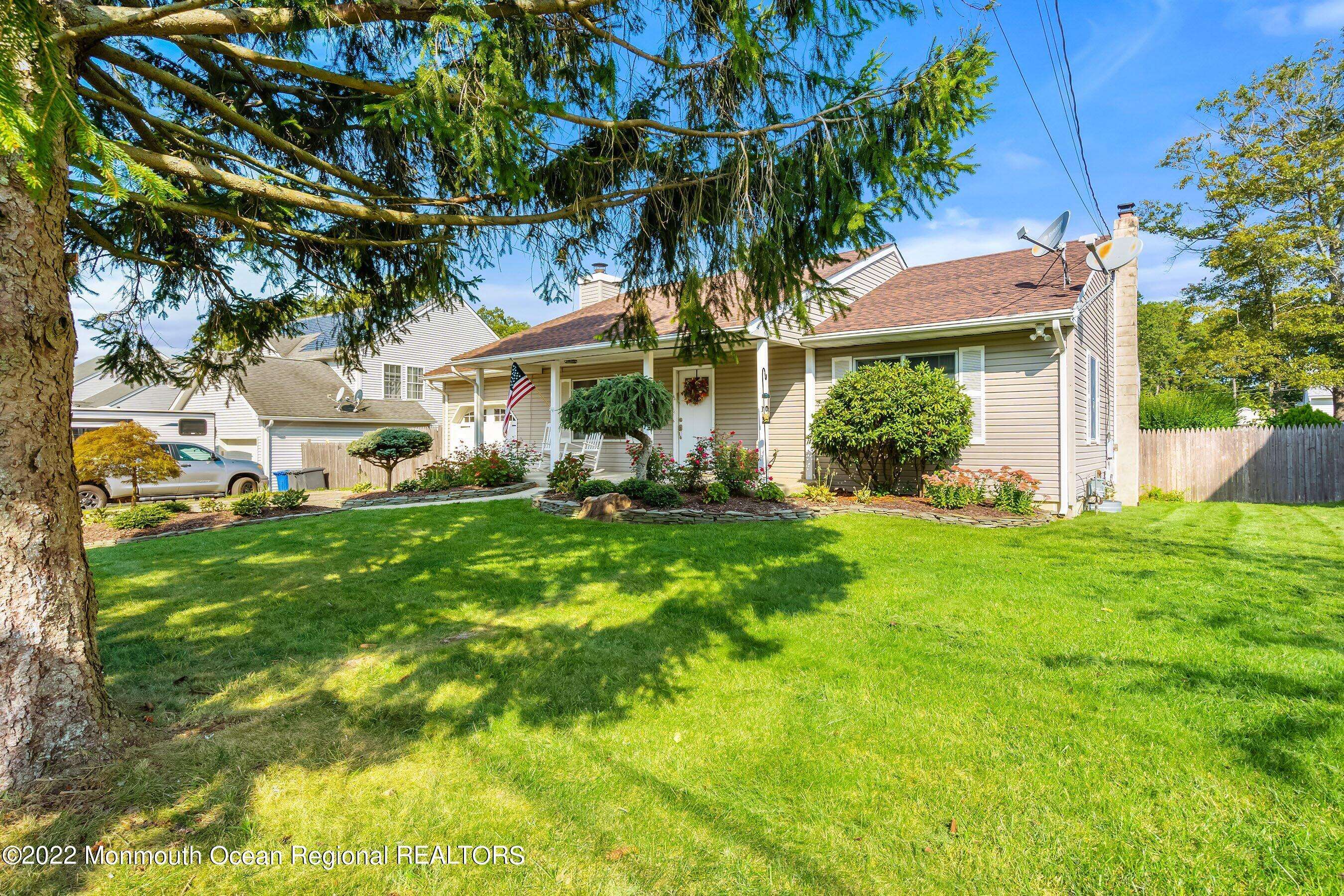 Manahawkin, NJ 08050,116 Seaspray RD