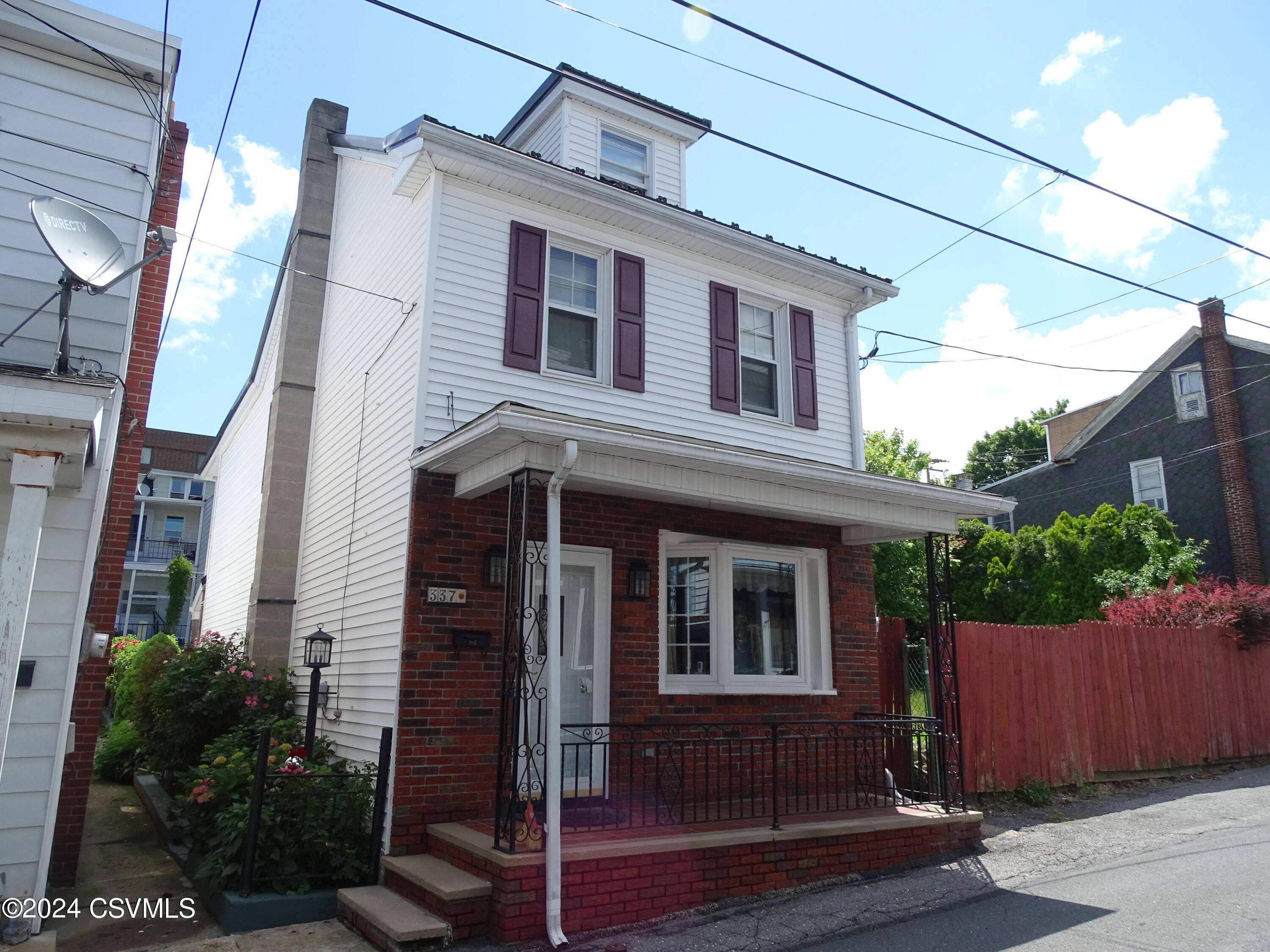 Mt. Carmel, PA 17851,337 S APPLE Street