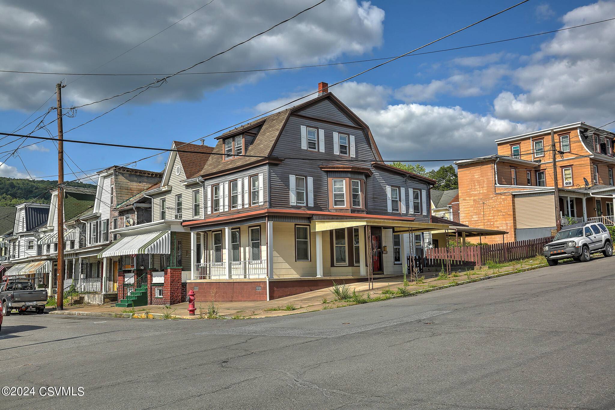 Shamokin, PA 17872,3 N 7TH Street