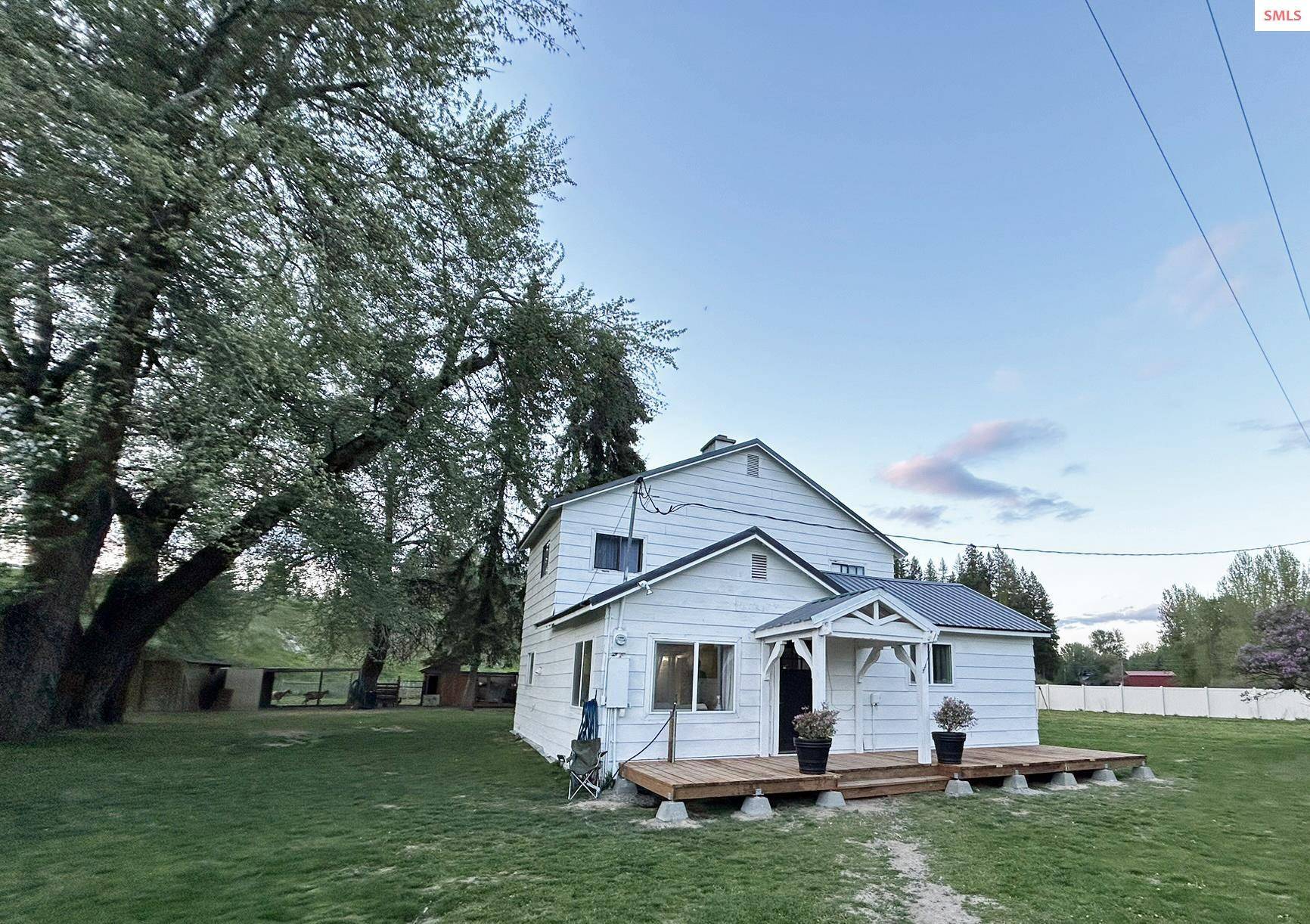 Naples, ID 83847,99 Brown Creek Road
