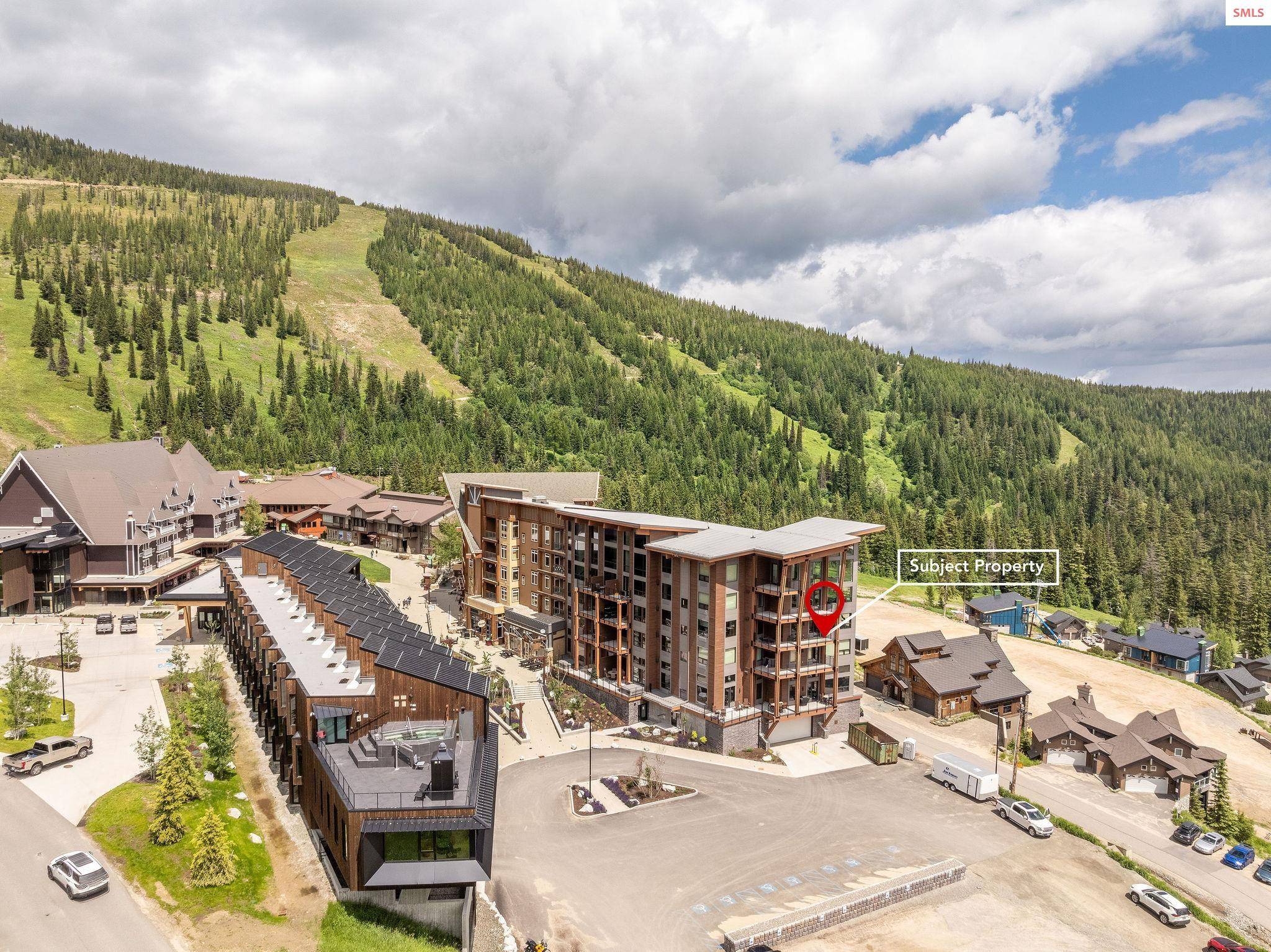 Sandpoint, ID 83864,124 Village Ln #318