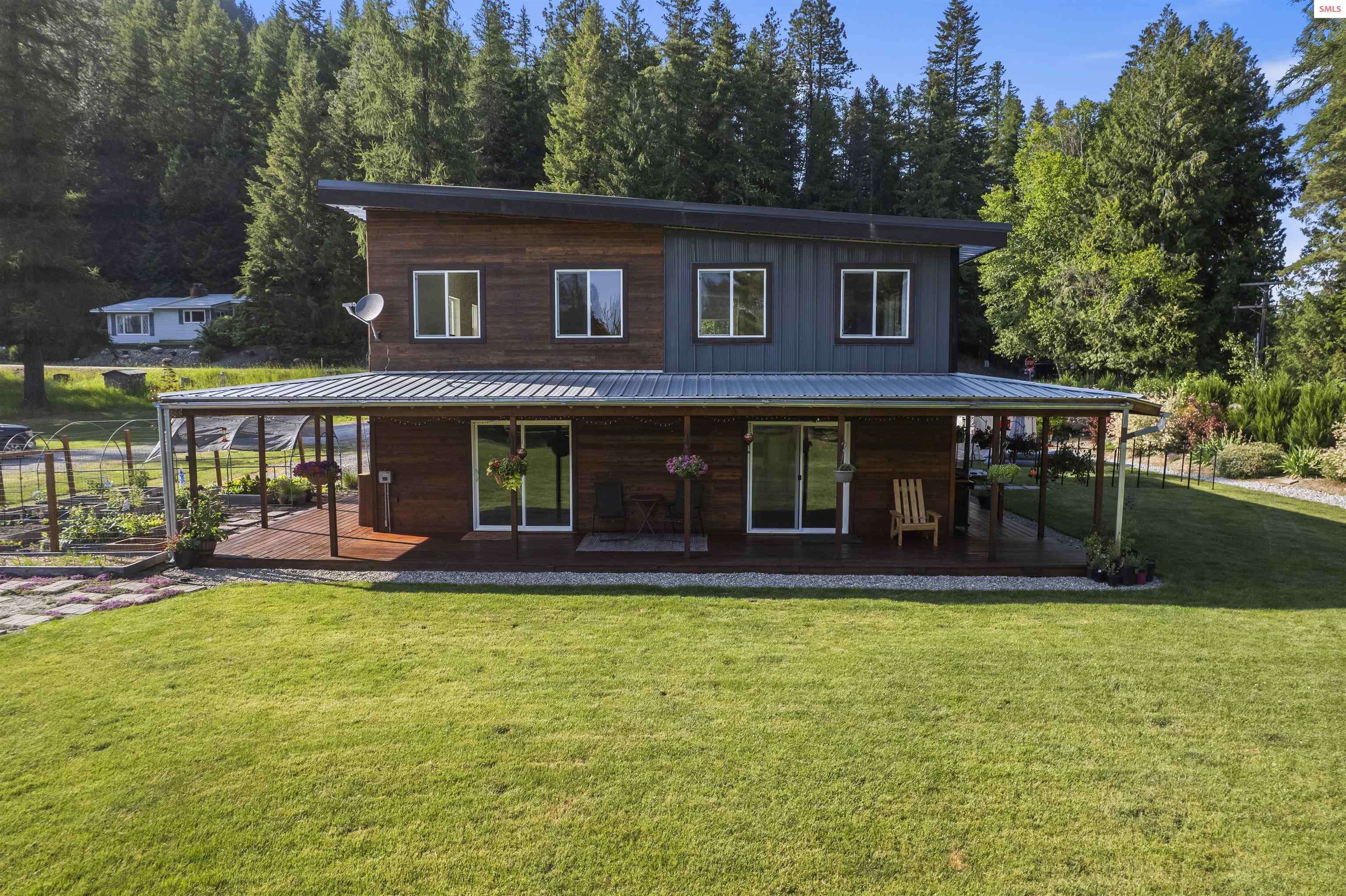 Sandpoint, ID 83864,925 Lower Pack River Rd