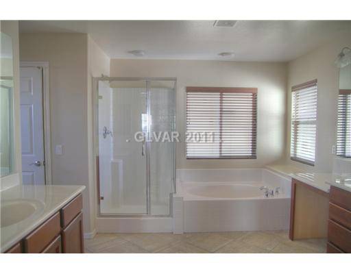 Las Vegas, NV 89166,6608 CHINATOWN Street