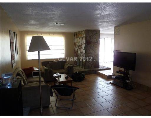 Las Vegas, NV 89145,7220 RAINCLOUD Drive