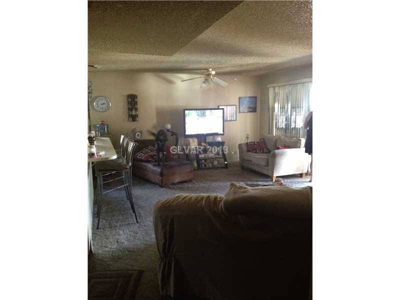 Las Vegas, NV 89145,817 PALMHURST Drive