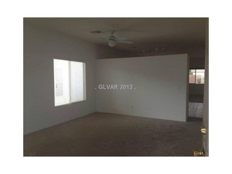 North Las Vegas, NV 89031,3721 NESTLED OAK Avenue