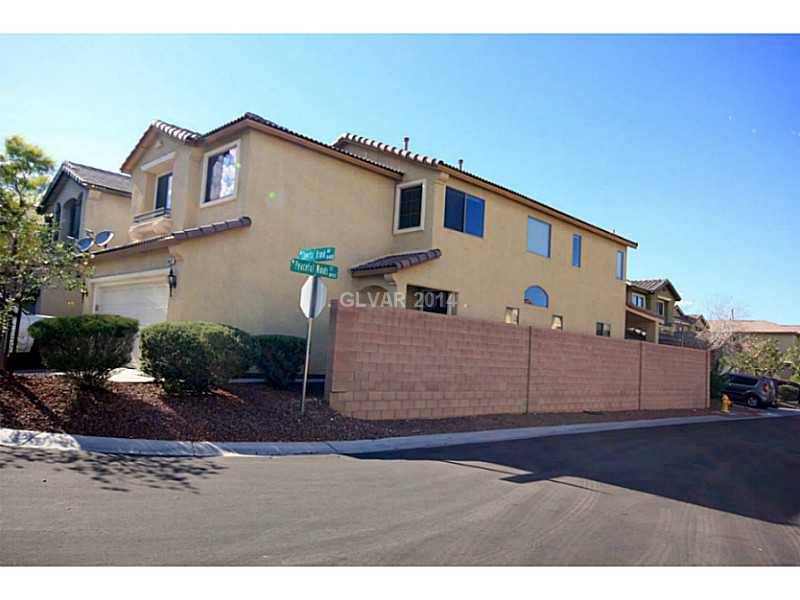 Las Vegas, NV 89143,8432 CHEERFUL BROOK Avenue