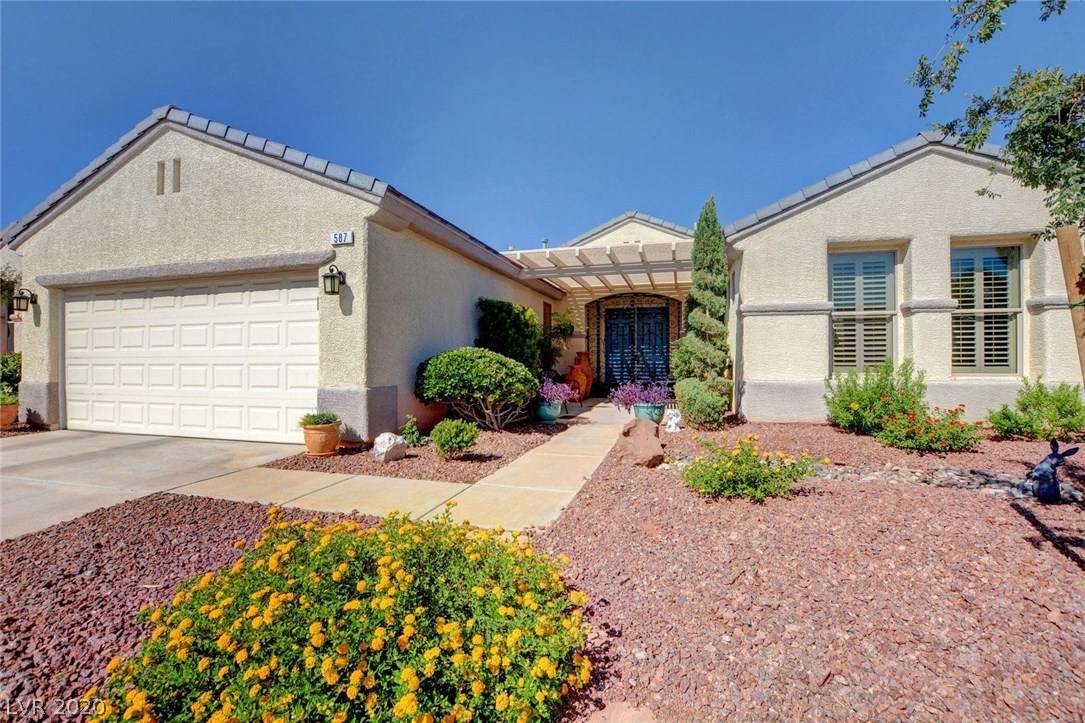 Henderson, NV 89012,587 MOUNTAIN LINKS Drive