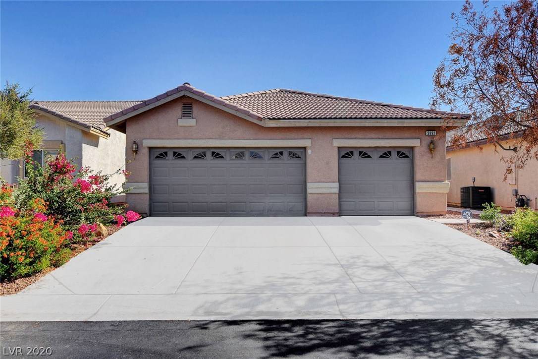 Las Vegas, NV 89122,3892 Winter Whitetail Street