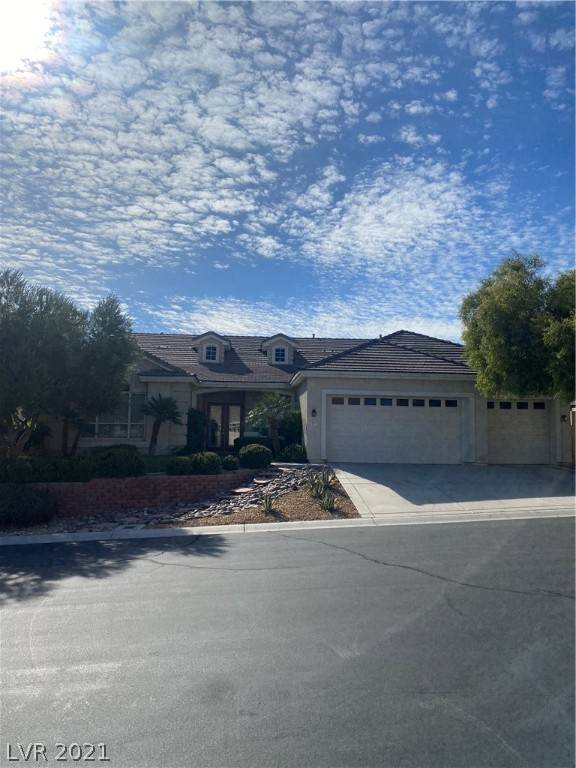 Las Vegas, NV 89144,10821 Elm Ridge Avenue