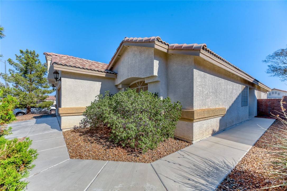 Henderson, NV 89015,728 Goshawk Street