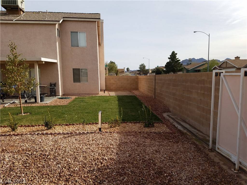 Henderson, NV 89002,824 Crabapple Drive