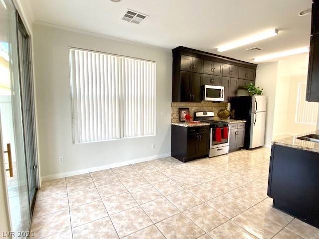 Las Vegas, NV 89106,2708 Fishook Cactus Court