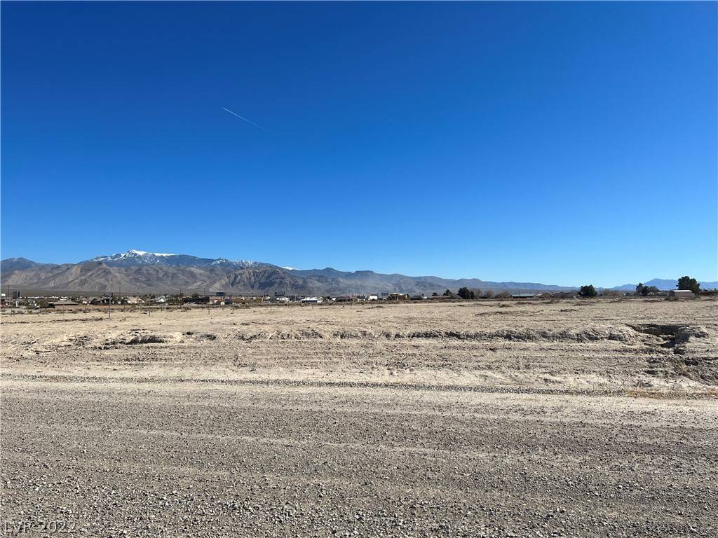 Pahrump, NV 89048,2341 Parkridge Street