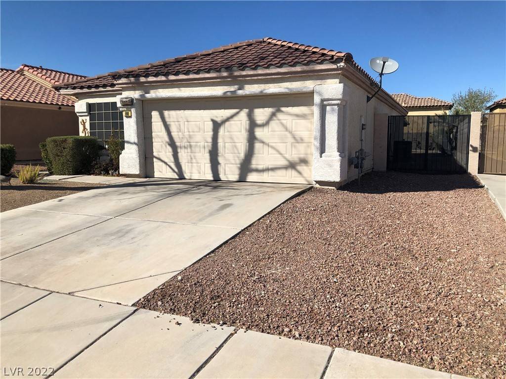 Henderson, NV 89015,990 Hidden Meadow Avenue