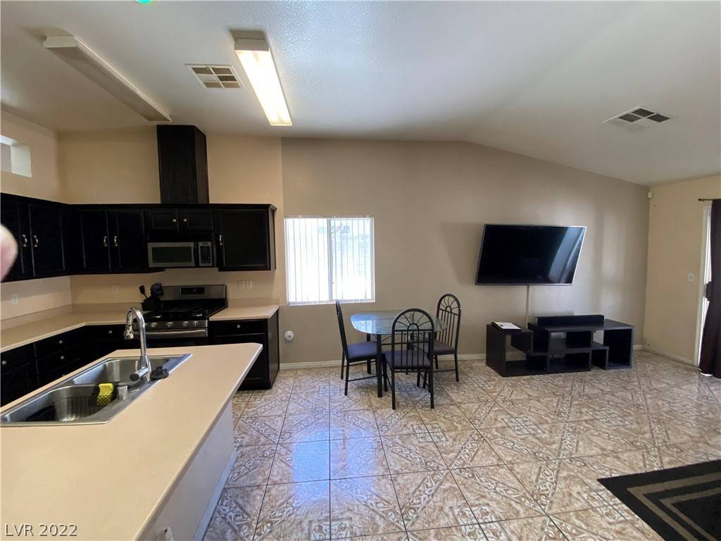 North Las Vegas, NV 89032,908 Vineyard Vine Way