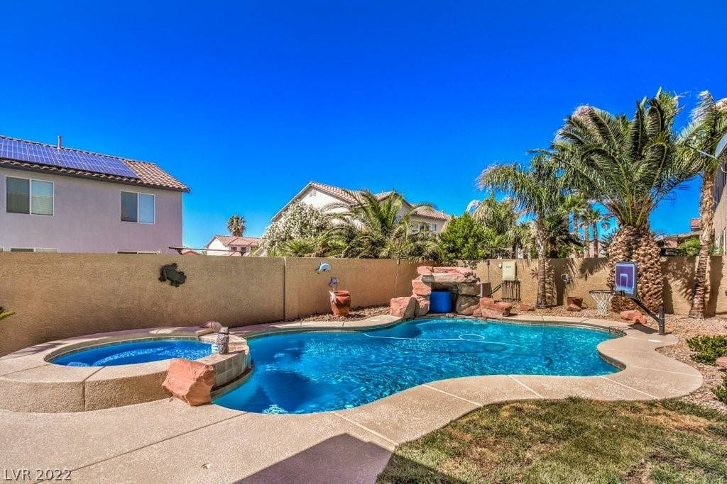 Las Vegas, NV 89131,5893 Shining Moon Court