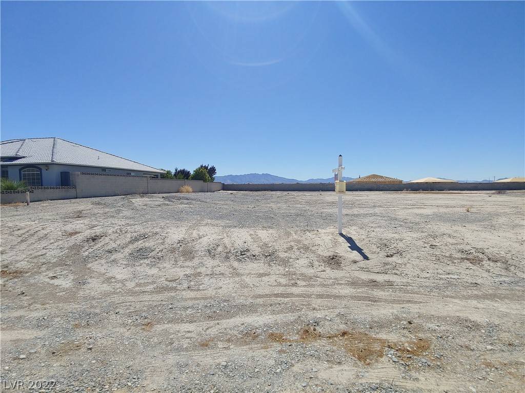 Pahrump, NV 89061,6360 Montclair Street