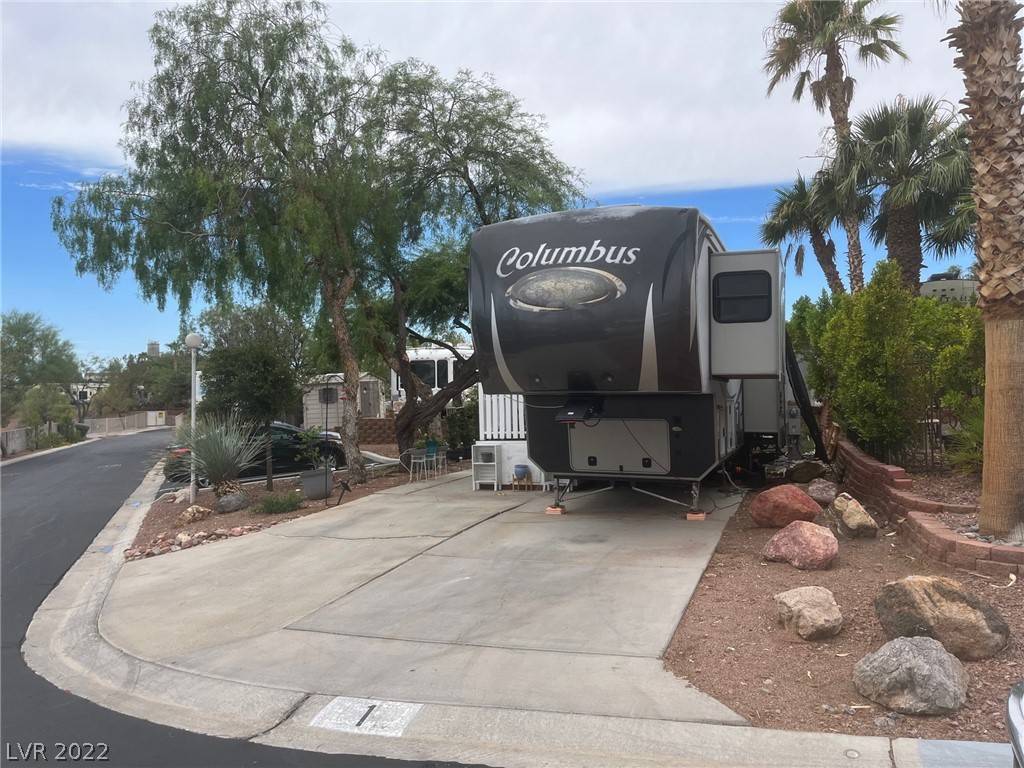 Boulder City, NV 89005,850 Sandpiper Way #1