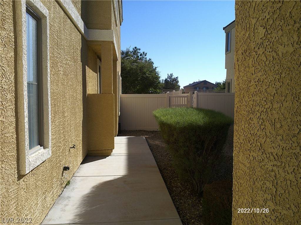 North Las Vegas, NV 89081,3645 Lakeside Villas Avenue