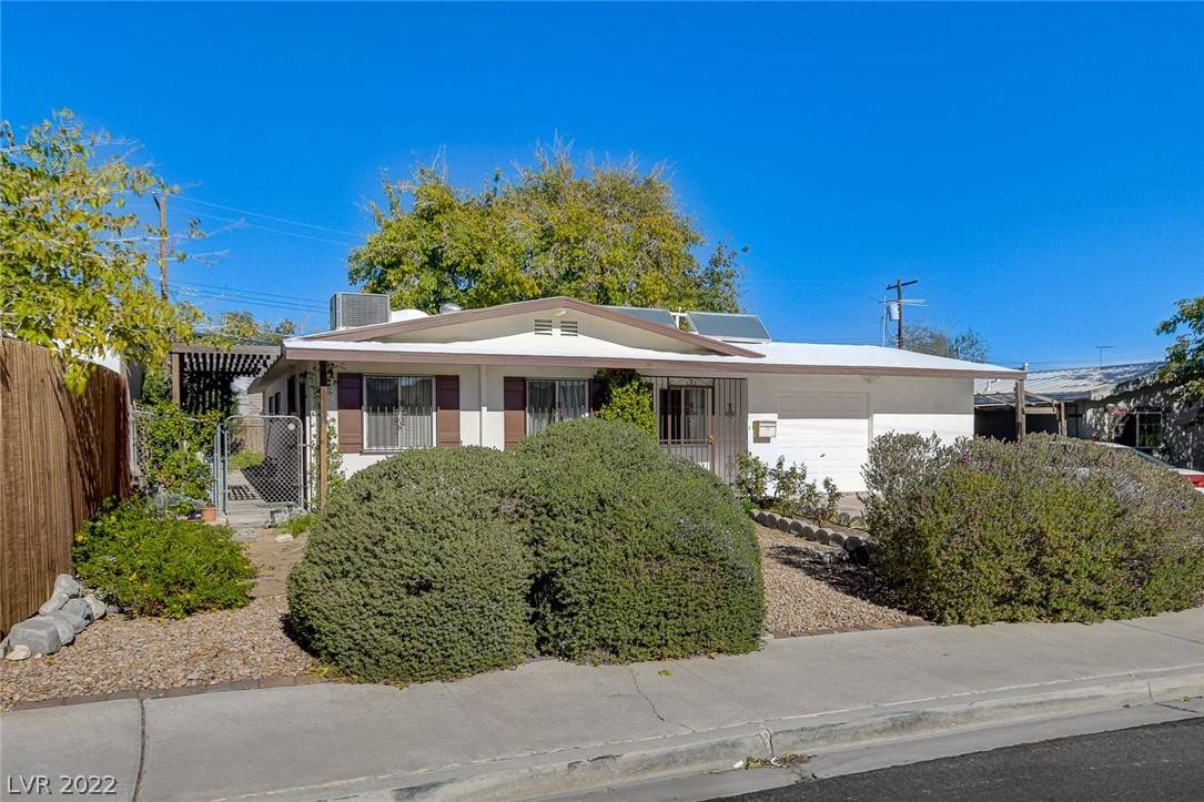 Las Vegas, NV 89146,5128 Doe Avenue