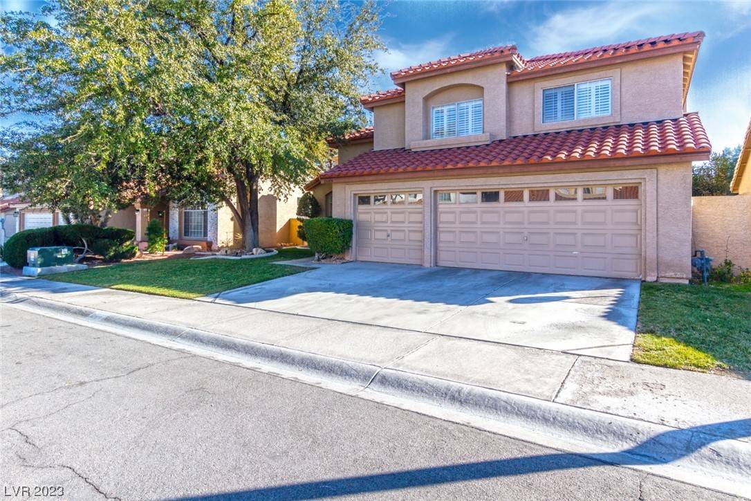 Las Vegas, NV 89117,10009 Sail Landing Court