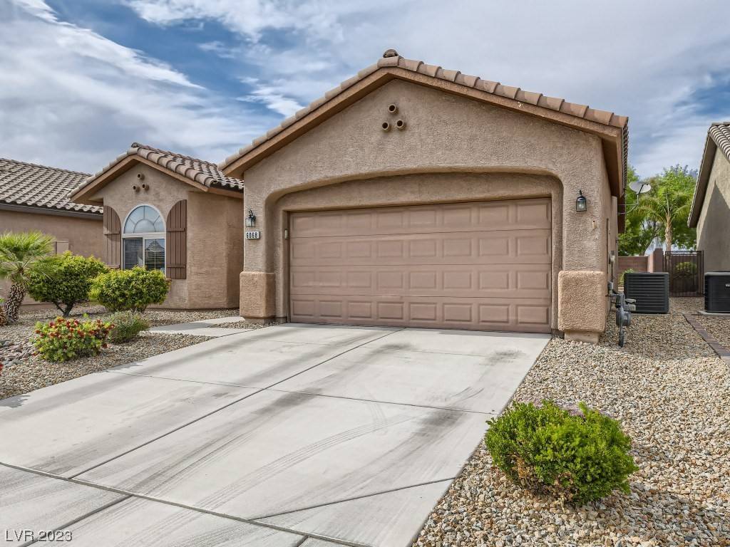 Las Vegas, NV 89122,6068 Forest Pony Avenue