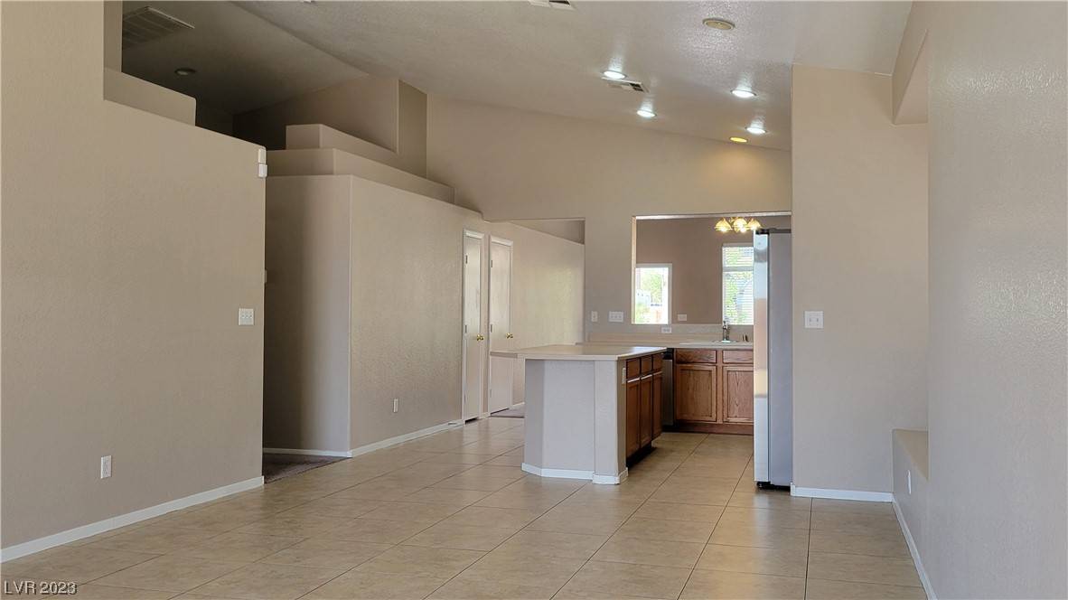 North Las Vegas, NV 89081,713 Brown Breeches Avenue