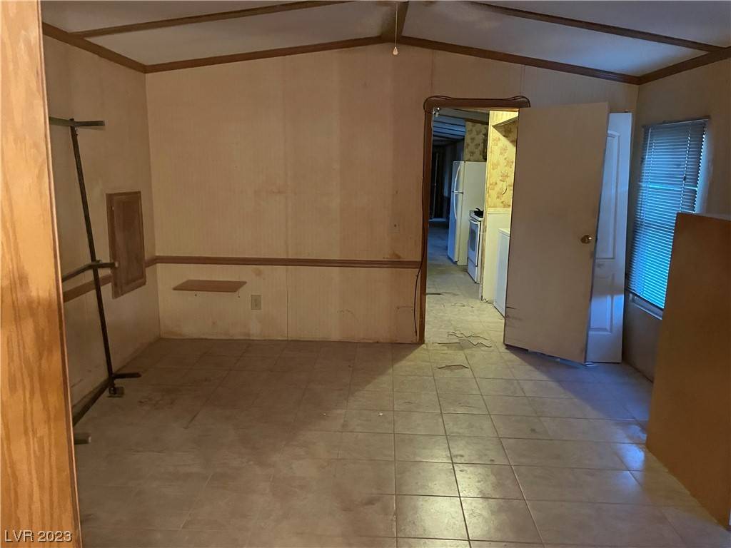 Pahrump, NV 89060,730 Shady Lane